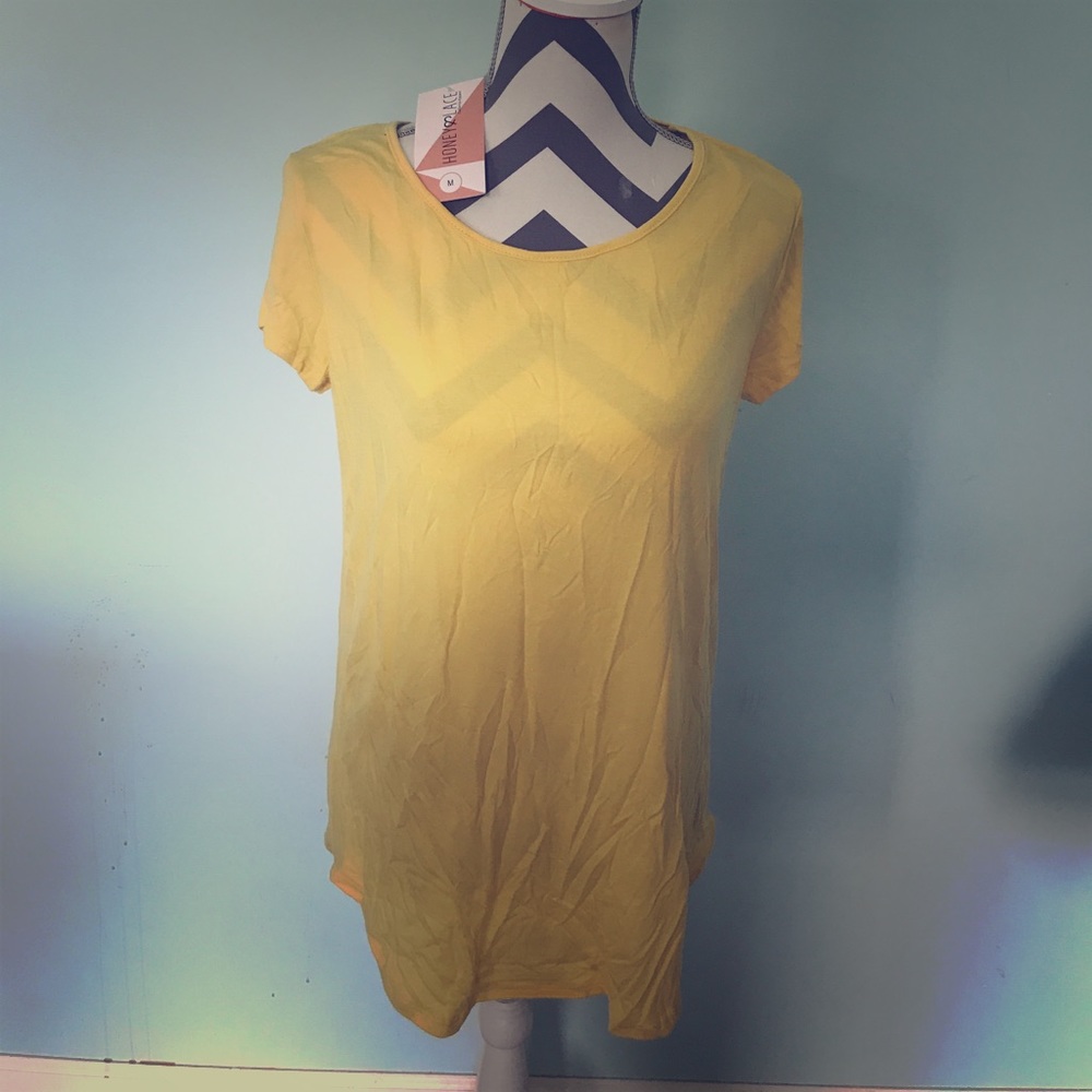 Honey and lace Dixon tee